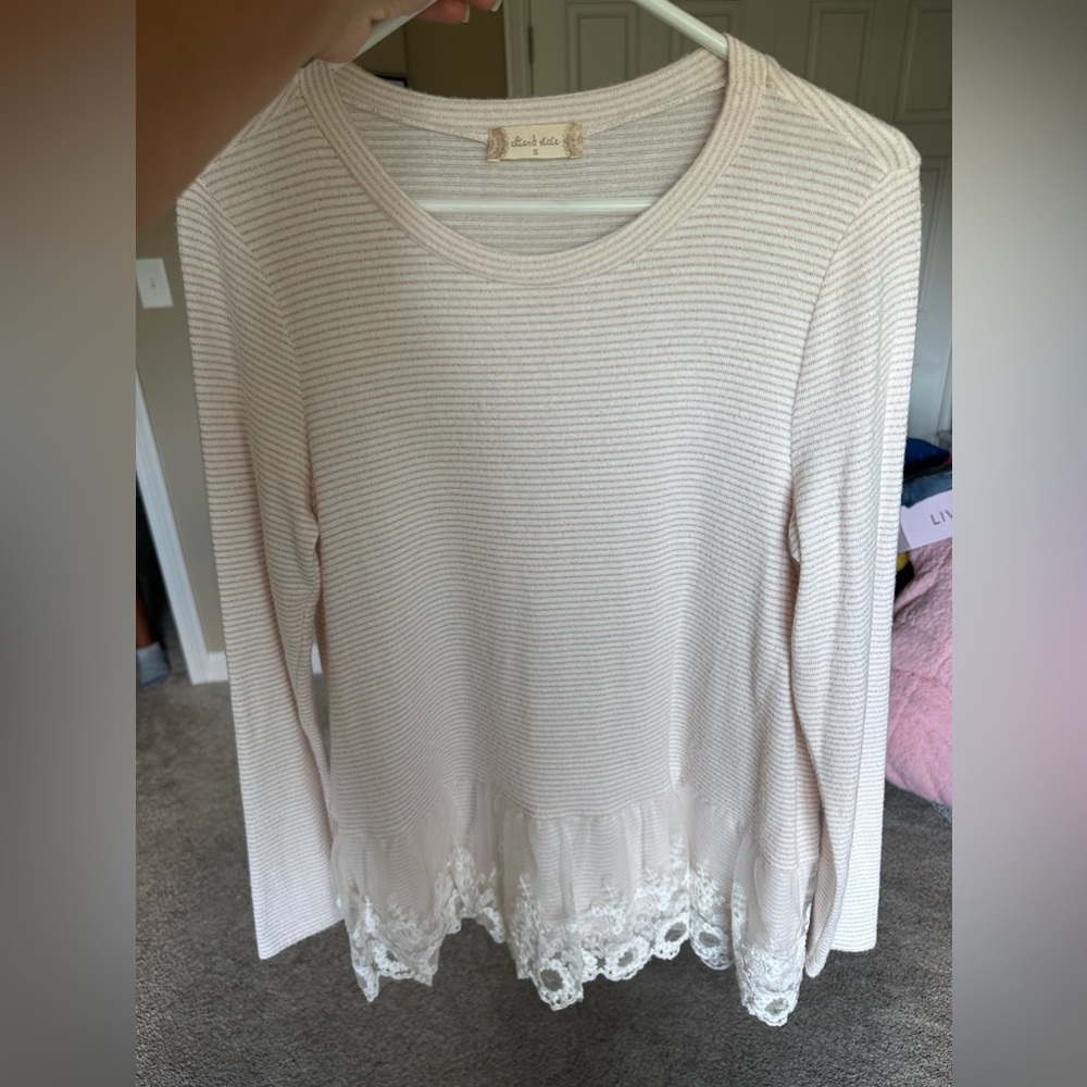 Altar’d State Sweater, Size: S